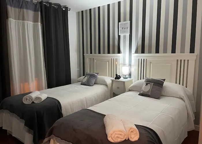 Balcon A La Basilica Del Pilar *